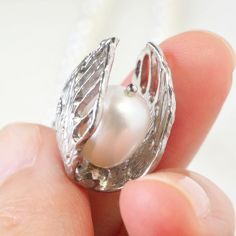 sasakihitomi Swan necklace silver &amp; white pearl [No-078]