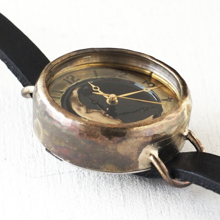 Watanabe Kobo Handmade Watch “Crescent Moon4-MB” Crescent Black Dial Arabic Numerals Ladies Brass [NW-366CM4-BK-AR] 