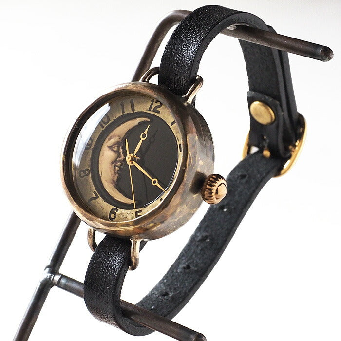 Watanabe Kobo Handmade Watch “Crescent Moon4-MB” Crescent Black Dial Arabic Numerals Ladies Brass [NW-366CM4-BK-AR] 