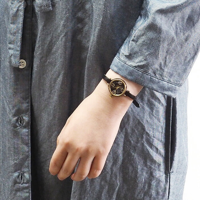 渡辺工房 手作り腕時計 “Ladybug-B-S&M” 黒文字盤 レディースブラス SUN＆MOON [NW-375SM-BK]