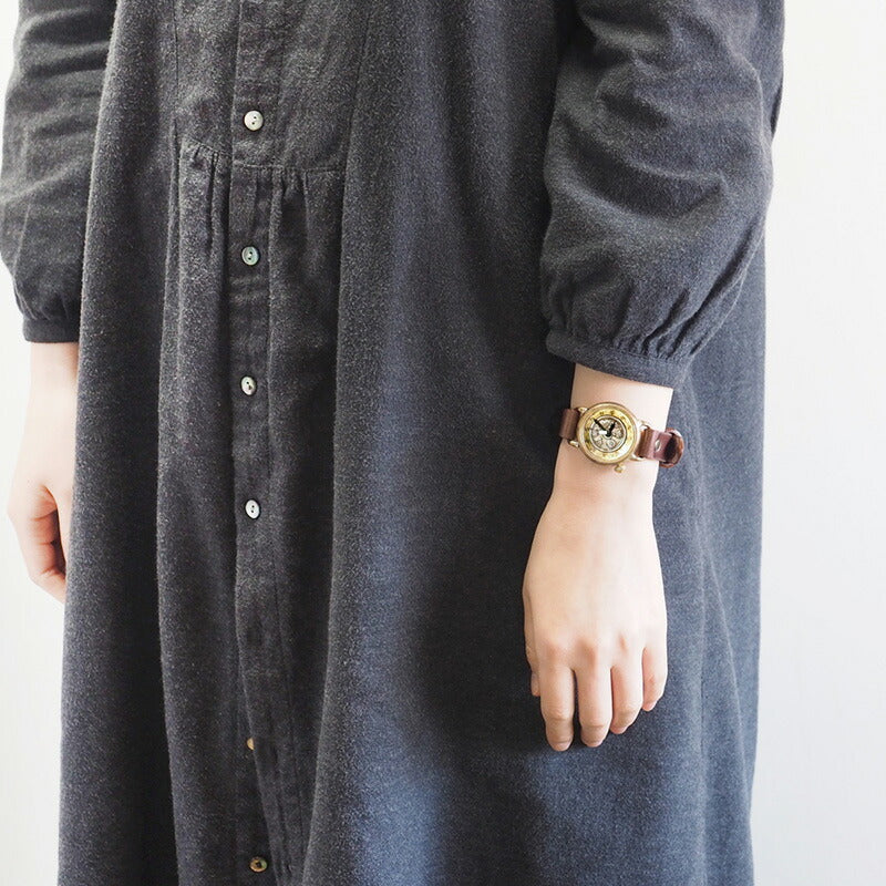 Watanabe Koubou Handmade Watch Slanted Dial “Wanokoku 4” 5-sen Coin Round Case Men's Brass 33mm [NW-377] 