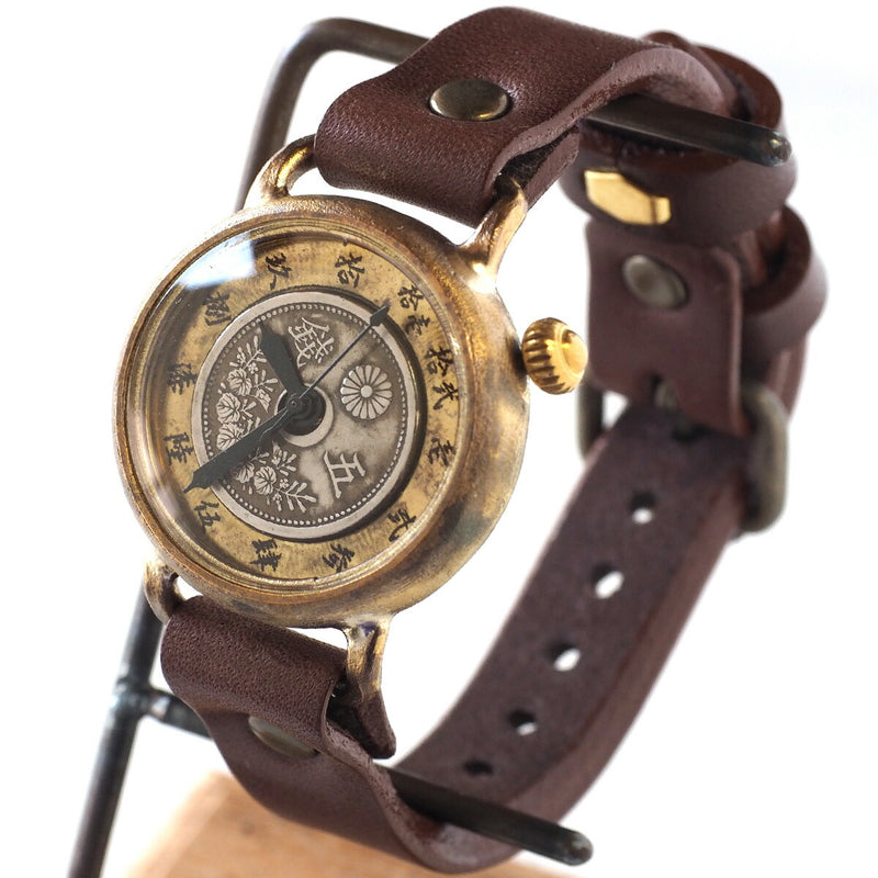 Watanabe Koubou Handmade Watch Slanted Dial “Wanokoku 4” 5-sen Coin Round Case Men's Brass 33mm [NW-377] 