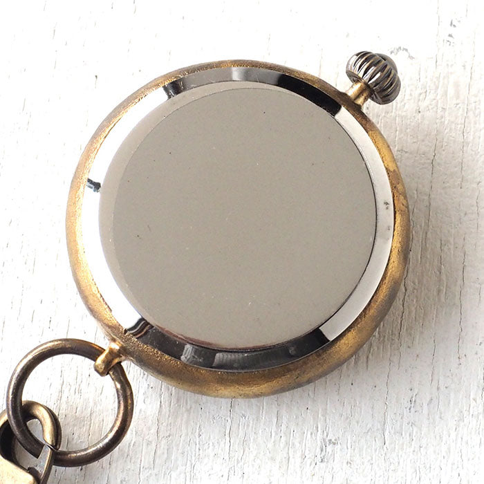 渡辺工房 手作り懐中時計 “Crescent Moon-MB” メンズブラス 甲丸ケース 革紐チェーン [NW-379CM]