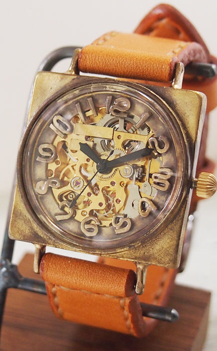 渡辺工房 手作り腕時計 自動巻 裏スケルトン スクエア 立体数字インデックス ジャンボブラス [NW-BAM027]