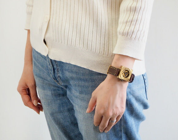 渡辺工房 手作り腕時計 自動巻きスクエア 裏スケルトン “LEFT” 手縫いベルト [NW-BAM049-T]