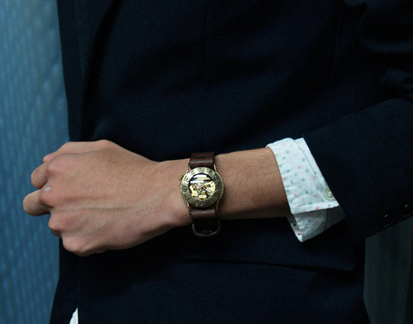 渡辺工房 手作り腕時計 手巻き式 裏スケルトン 立体ベゼル メンズブラス [NW-BHW014]