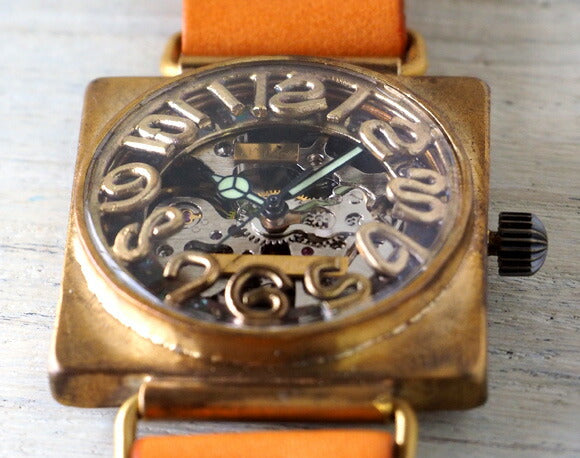 渡辺工房 手作り腕時計 手巻き式 裏スケルトン スクエア 32mmメンズブラス 立体数字＆刻印数字 [NW-BHW095]