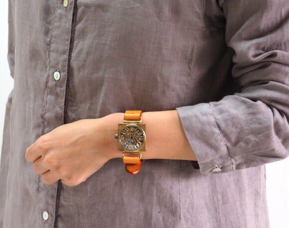 渡辺工房 手作り腕時計 手巻き式 裏スケルトン スクエア 32mmメンズブラス 立体数字＆刻印数字 [NW-BHW095]