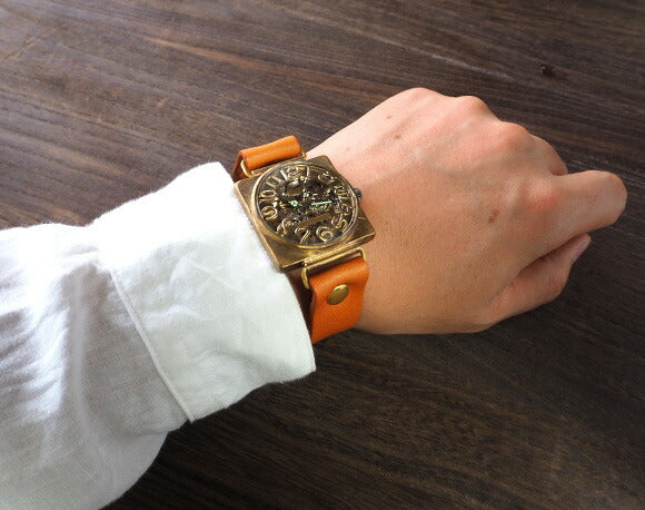 Watanabe Kobo Handmade Wristwatch Manual Winding Type Back Skeleton Square 36mm Jumbo Brass 3D Numbers &amp; Engraved Numbers [NW-BHW096] 