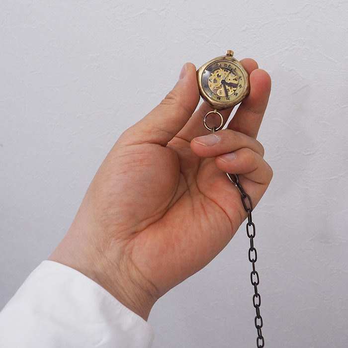 渡辺工房 手作り懐中時計 “倭ノ刻 手巻 懐角一(わのこく てまき かいかくいち)” クッションケース 漢数字 34mm [NW-BHW150]