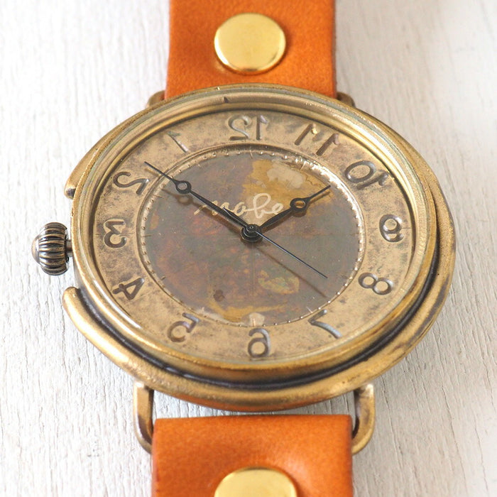 Watanabe Kobo 手工手錶巨型黃銅“GIGANT-B-Rev”反向旋轉 [NW-JUM129REV] 