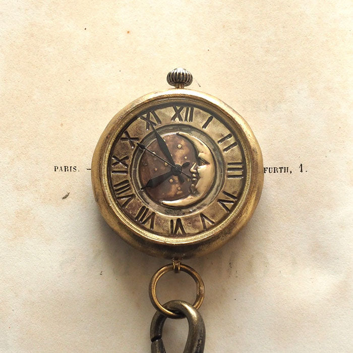 渡辺工房 手作り懐中時計 “Crescent Moon-JB” ジャンボブラス 甲丸ケース 真鍮チェーン [NW-JUM158CM]