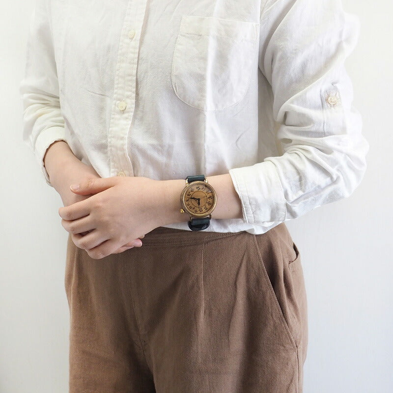 Watanabe Koubou Handmade Watch Slanted Dial “Wanokoku Three” Chinese Numerals Round Case Jumbo Brass [NW-JUM162] 