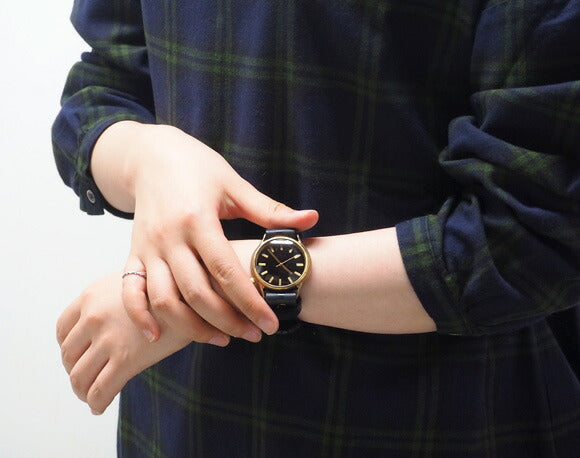 渡辺工房 手作り腕時計 “J.S.B” ジャンボブラス バーインデックス 黒文字盤 [NW-JUM38-BR]