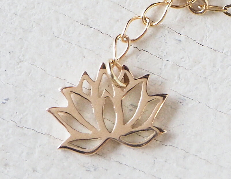 Japanese pattern accessory artist Saori Miura lotus bracelet 10k yellow gold [S-Bh-10y] 