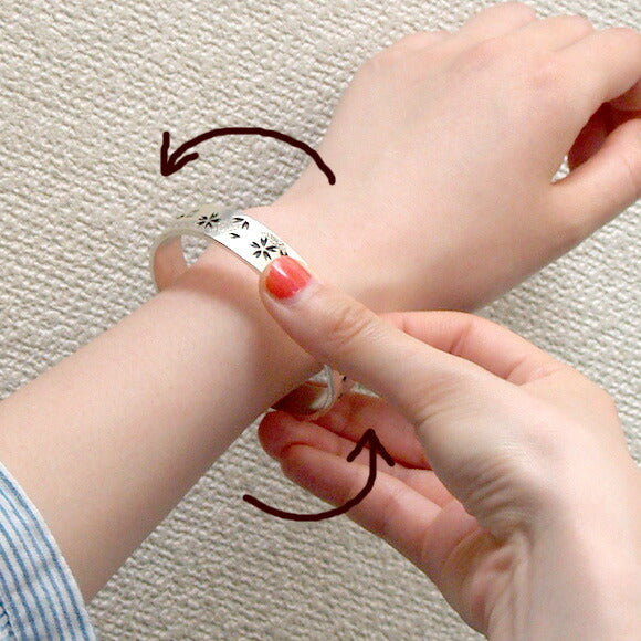 S Sakura x Cat Watermark Engraving Bangle Silver [S-Bns-01] 