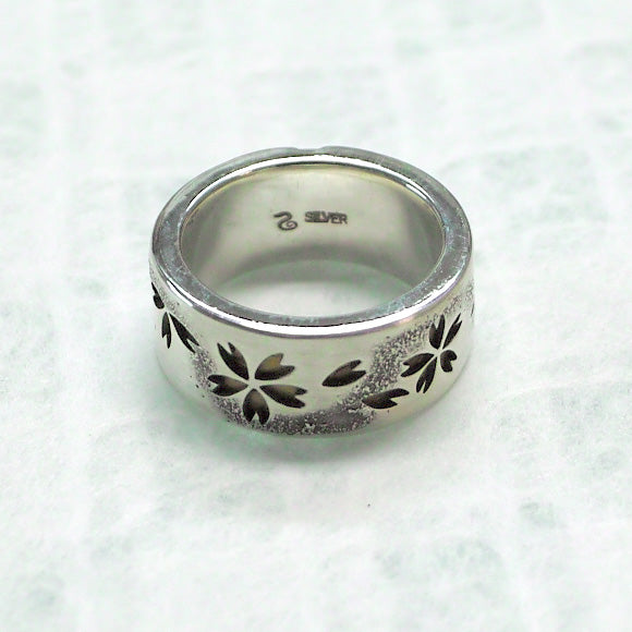Japanese pattern accessory artist Saori Miura Kasumi Sakura flat silver ring with leather 10mm [SR-11] 