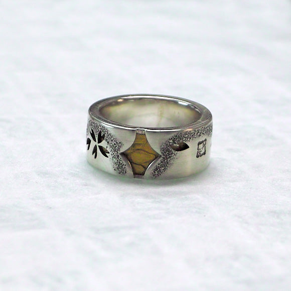 Japanese pattern accessory artist Saori Miura Kasumi Sakura flat silver ring with leather 10mm [SR-11] 