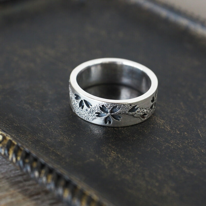 Japanese pattern accessory artist Saori Miura Kasumizakura flat ring openwork overlay silver 7mm oxidized finish [SR-16-B] 