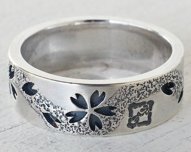 Japanese pattern accessory artist Saori Miura Kasumizakura flat ring openwork overlay silver 7mm oxidized finish [SR-16-B] 