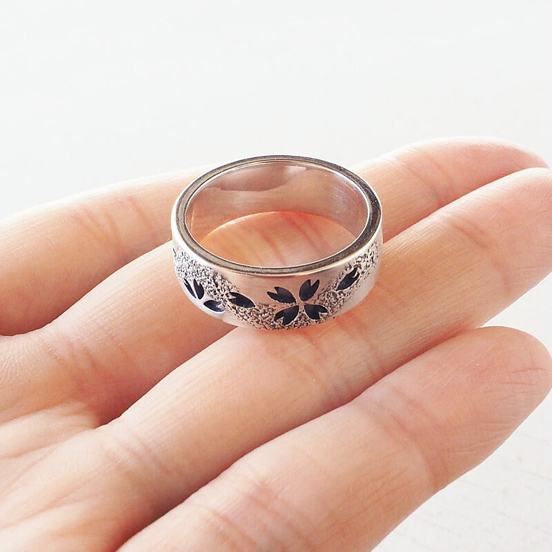 Japanese pattern accessory artist Saori Miura Kasumizakura flat ring openwork overlay silver 7mm oxidized finish [SR-16-B] 