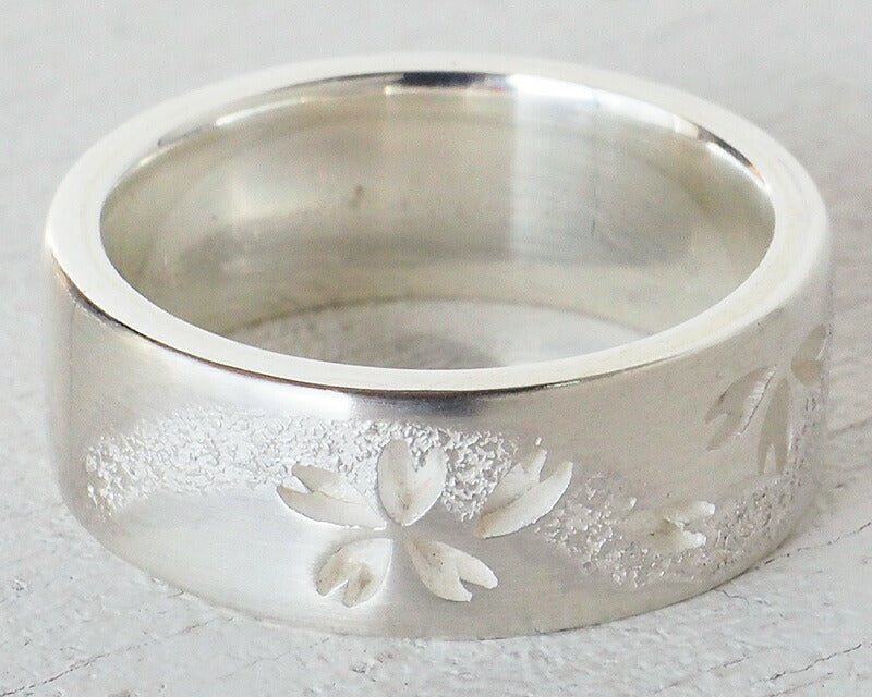 エス 和柄アクセサリー作家・三浦砂織 霞桜 平打ちリング 透かし彫りオーバーレイ シルバー 7mm 白仕上げ [S-R-16-W]
