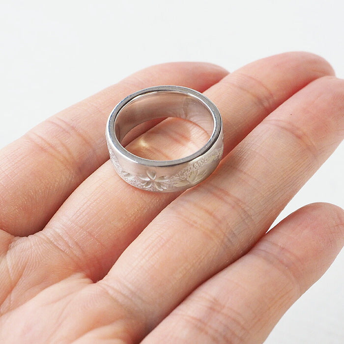 日本圖案配飾藝術家 Saori Miura Kasumizakura 扁平戒指鏤空覆蓋銀 7 毫米白色飾面 [SR-16-W] 