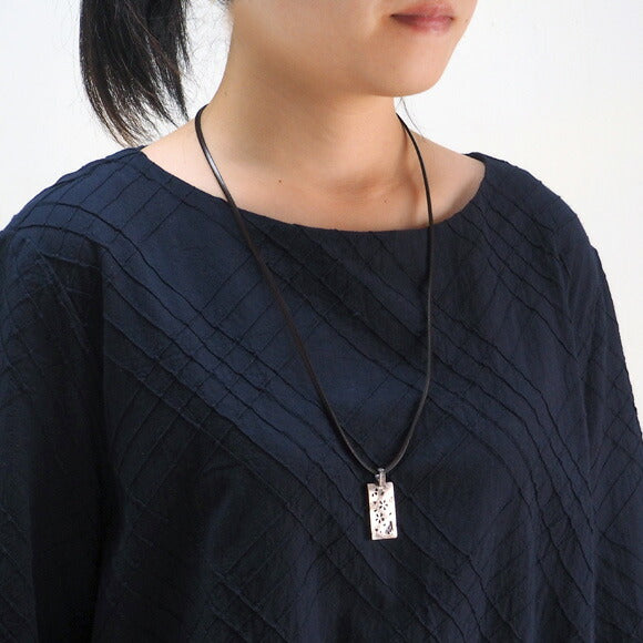 [Choose from 28 colors of leather] S cherry blossom x cat openwork necklace pendant top silver [ST-06] 