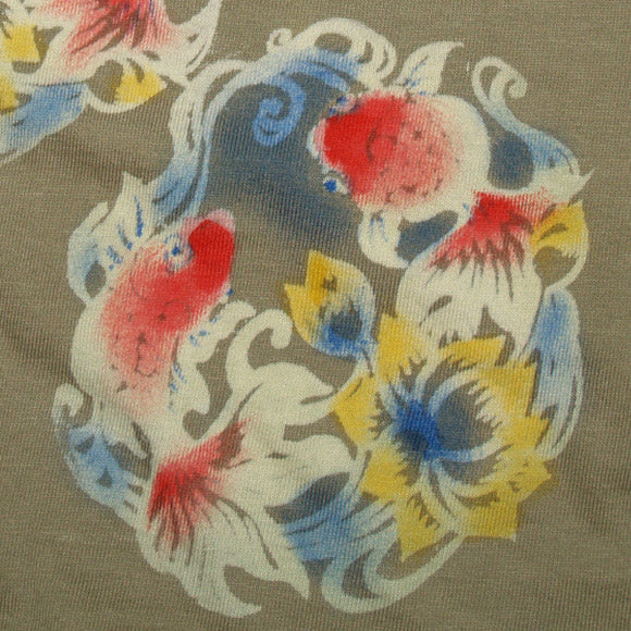 SEED Female painter Fumiko Sugita Kata-dye &amp; hand-painted Japanese pattern T-shirt long sleeves beige red goldfish and lotus men's and women's [SE-TL7B-AN001] 