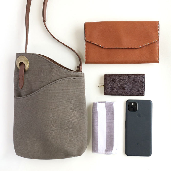 ulazan alter Asymmetric Water Repellent Canvas Pochette Ash Gray Women's Men's [U0211-ASGY] 