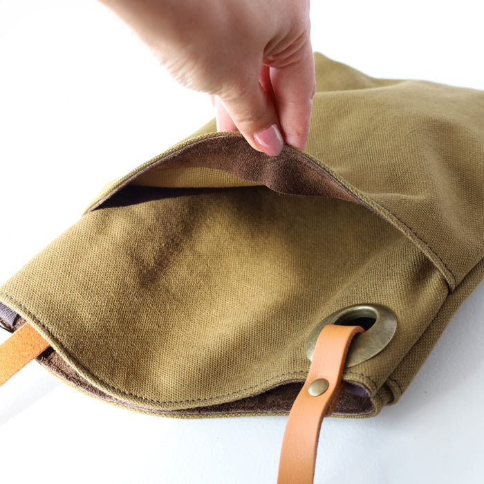 ulazan alter Asymmetric Water Repellent Canvas Pochette Olive Women's Men's [U0211-OL] 