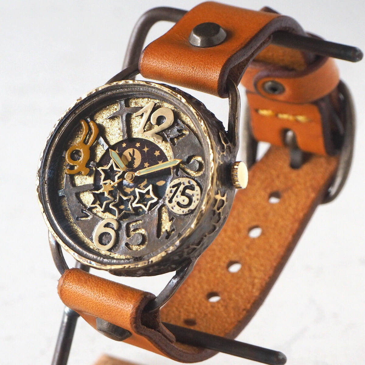 KINO(キノ) 手作り腕時計 うさぴょん SUN＆MOON [USAPYON] — クラフト