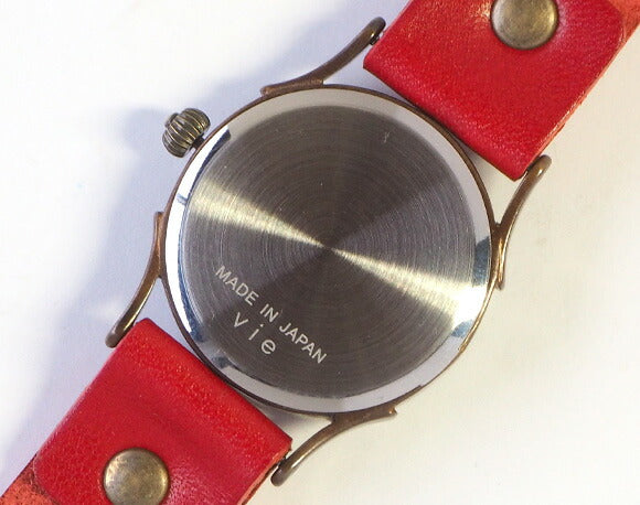 vie（ヴィー） 手作り腕時計 “crescent moon -クレセントムーン-” ラウンドフェイス [WB-069]