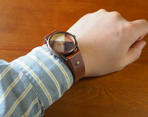 【文字盤の配置はおまかせ】 vie（ヴィー） 手作り腕時計 “simple wood 寄せ木文字盤” Lサイズ [WB-077L]