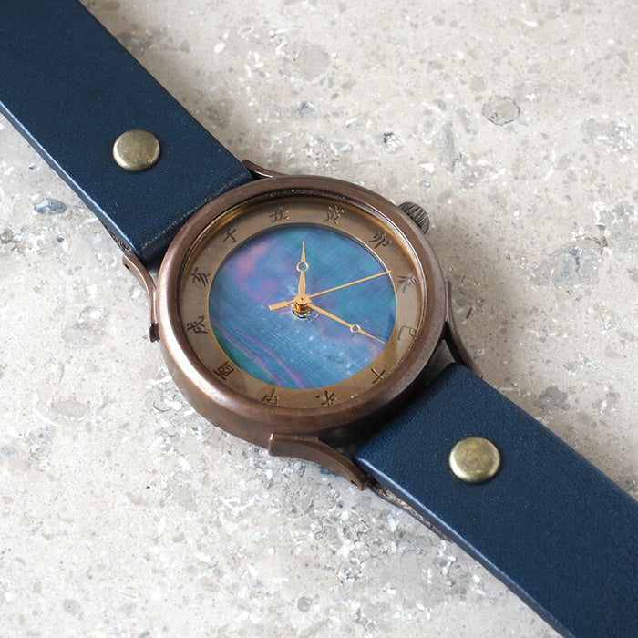 vie（ヴィー） 手作り腕時計 和時計 メイドインジャパン シリーズ 和tch 螺鈿文字盤 虹 Lサイズ [WJ-001L-NJ]