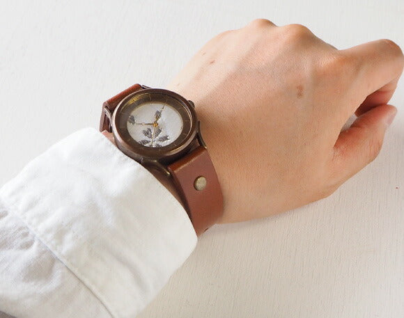 【2色から選べます】vie（ヴィー） 手作り腕時計 メイドインジャパン シリーズ 西陣織文字盤 桜 Lサイズ [WJ-002L]