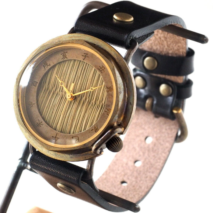 vie（ヴィー） 手作り腕時計 “和tch” 熊本いぐさ文字盤 畳表 Lサイズ [WJ-006]